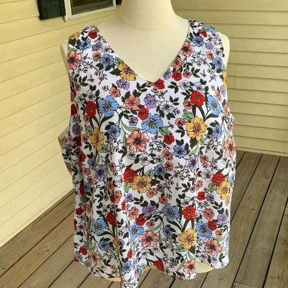 Ophelia Roe Plus Size 3X Tank Top Sleeveless Blouse White Multicolor Flowers - Picture 1 of 8